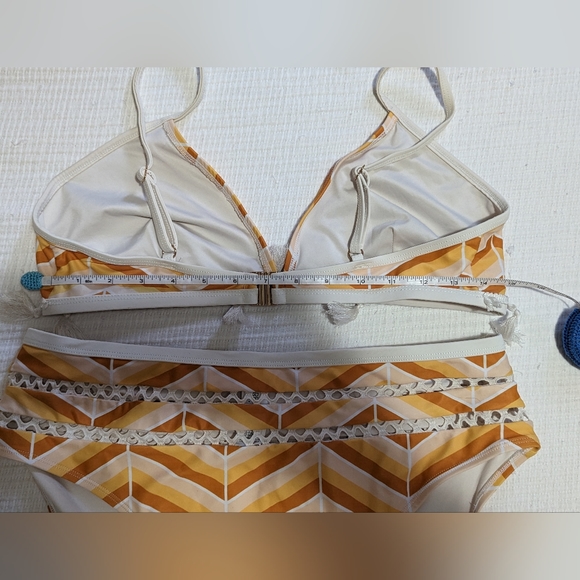 Forever 21+ Bikini - Picture 3 of 6